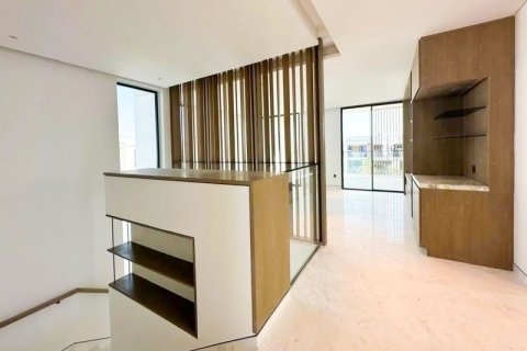 5 غرفة نوم  فيلا  رقم 131721 23