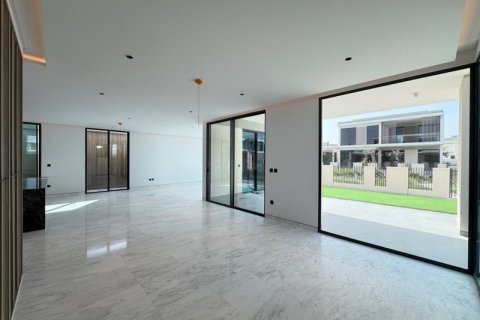 5 غرفة نوم  فيلا  رقم 131721 4