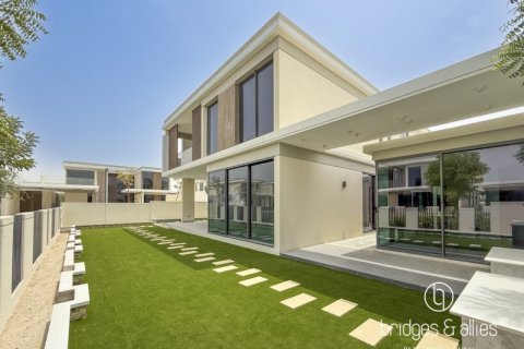 5 غرفة نوم  فيلا  رقم 131721 3