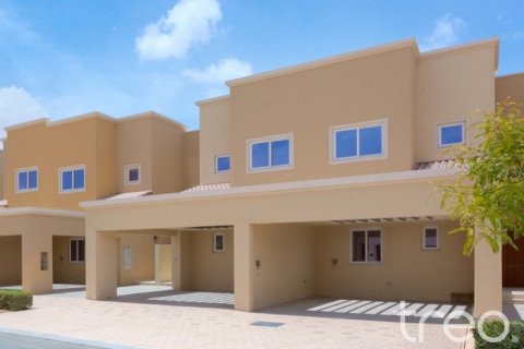2 bedrooms Villa in Villanova, UAE No. 203886