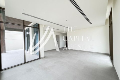 Villa de 4 chambres à Abu Dhabi, UAE No. 185555