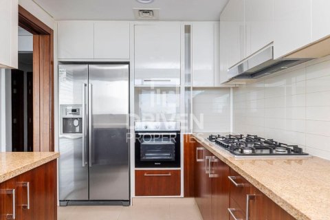 3 bedrooms Apartment in Burj Vista, UAE No. 193319 14