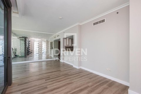 3 bedrooms Apartment in Burj Vista, UAE No. 193319 15