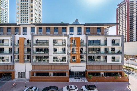2 bedrooms Apartment in District 11, UAE No. 193315 5