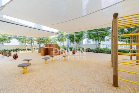 1 bedroom Apartment in Burj Royale, UAE No. 193317 16