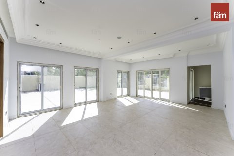 5 bedrooms Villa No. 126934 3