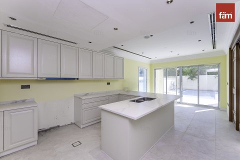 5 bedrooms Villa No. 126934 5