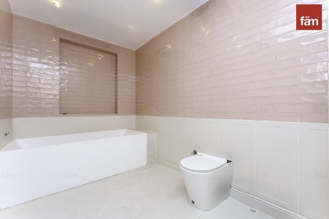 5 bedrooms Villa No. 126934 16