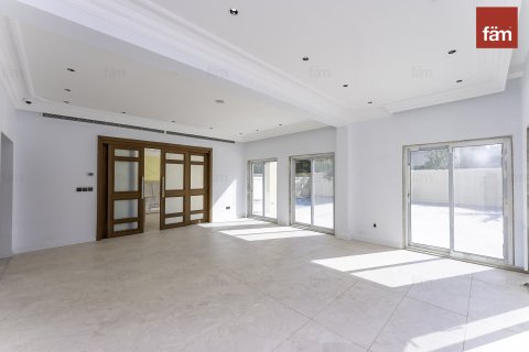 5 bedrooms Villa No. 126934 6