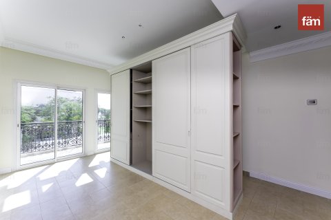 5 bedrooms Villa No. 126934 10