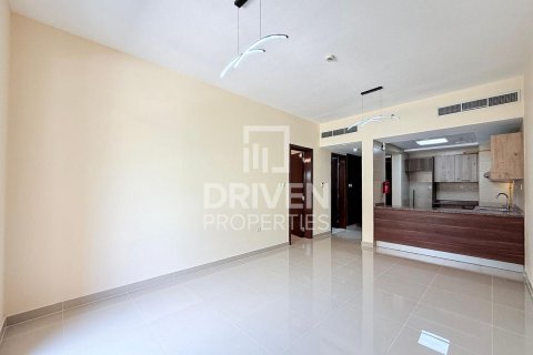 1 غرف نوم شقة في District 12, الإمارات العربية المتحدة رقم 189632