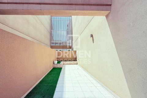 1 غرف نوم شقة في District 12, الإمارات العربية المتحدة رقم 189632 10