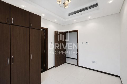 3 bedrooms Villa in Al Barsha South, UAE No. 189634 19