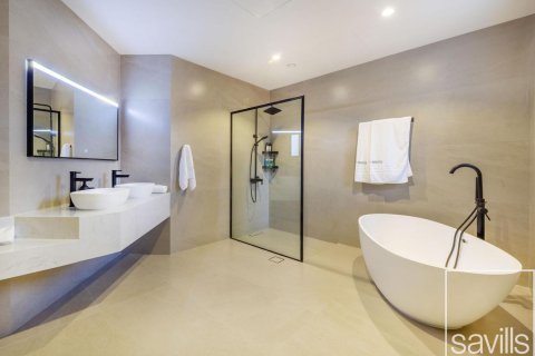5 bedrooms Villa  No. 107747 11