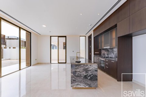 Villa de 5 dormitorios  No. 107726 8