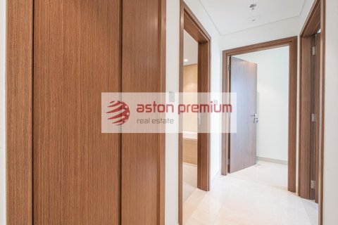 Appartement de 2 chambres à EMAAR Beachfront, UAE No. 132500 10