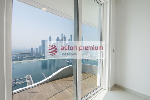 Appartement de 2 chambres à EMAAR Beachfront, UAE No. 132500 21