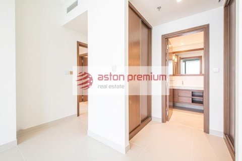 Appartement de 2 chambres à EMAAR Beachfront, UAE No. 132500 12