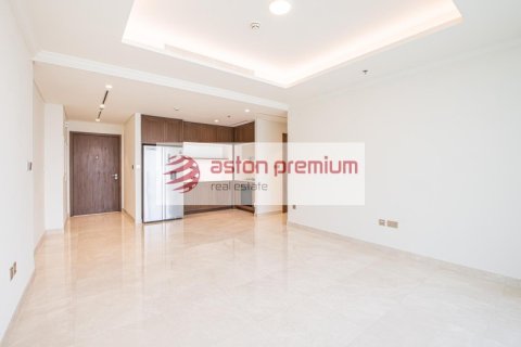 Appartement de 2 chambres à EMAAR Beachfront, UAE No. 132500 24