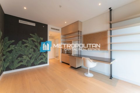 3 bedrooms Apartment on the Saadiyat Island, UAE No. 136160 17