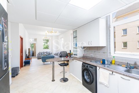 Apartment de 1 dormitorio en Motor City, UAE No. 185755 9
