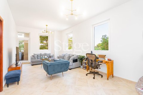 Apartment de 1 dormitorio en Motor City, UAE No. 185755 3