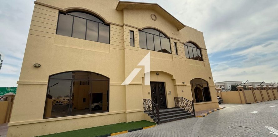 Villa de 6 chambres à Al Barsha, UAE No. 140827