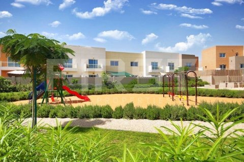 Villa de 2 dormitorios en Abu Dhabi, UAE No. 172369 19