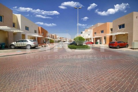 Villa de 2 dormitorios en Abu Dhabi, UAE No. 172369 20
