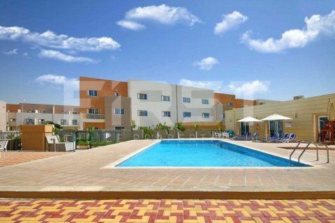 Villa de 2 dormitorios en Abu Dhabi, UAE No. 172369 16