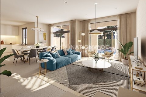 5 bedrooms Villa in Abu Dhabi, UAE No. 82555 4