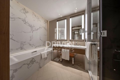 Квартира с 2 спальнями в The Address Residences Dubai Opera, ОАЭ №192172 15