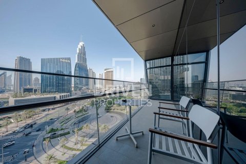Квартира с 2 спальнями в The Address Residences Dubai Opera, ОАЭ №192172 18