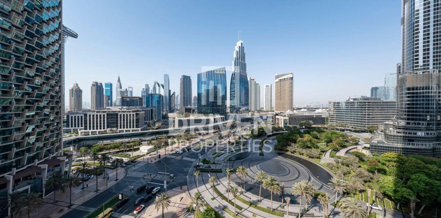 Квартира с 2 спальнями в The Address Residences Dubai Opera, ОАЭ №192172