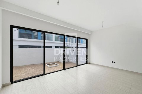 5 bedrooms Townhouse in Damac Lagoons, UAE No. 192173 5