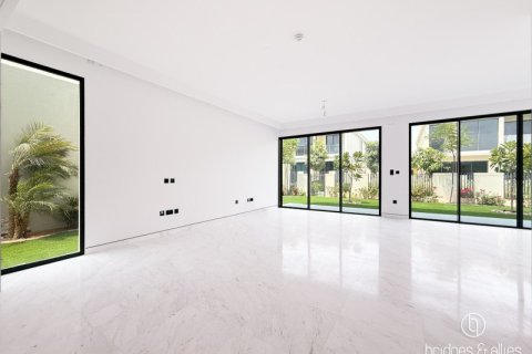 Villa de 4 dormitorios en Tilal Al Ghaf, UAE No. 146412 8