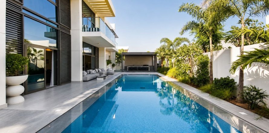 5 bedrooms Villa in Dubai, UAE No. 187835