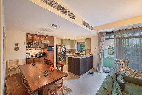 Townhouse de 3 dormitorios en Town Square, UAE No. 137560 21