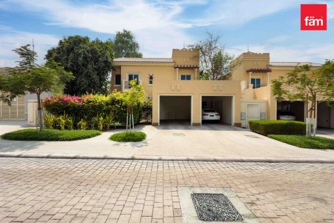 Villa de 5 dormitorios  No. 115429 4