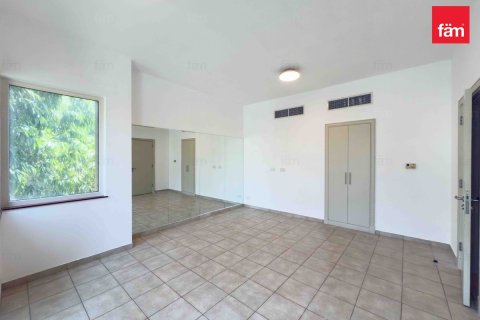 Villa de 5 dormitorios  No. 115429 6