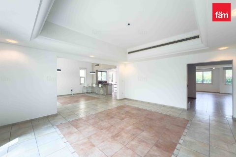 Villa de 5 dormitorios  No. 115429 27