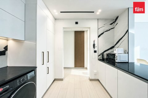 2 bedrooms Apartment in Business Bay, UAE No. 210812 9