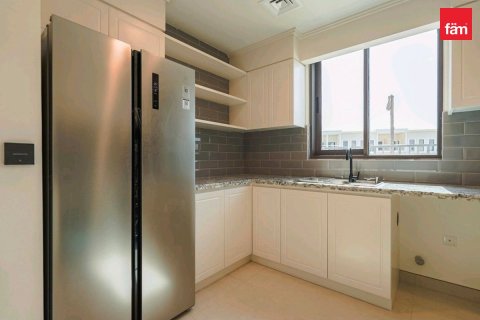 5 bedrooms Townhouse in Dubai, UAE No. 210813 8