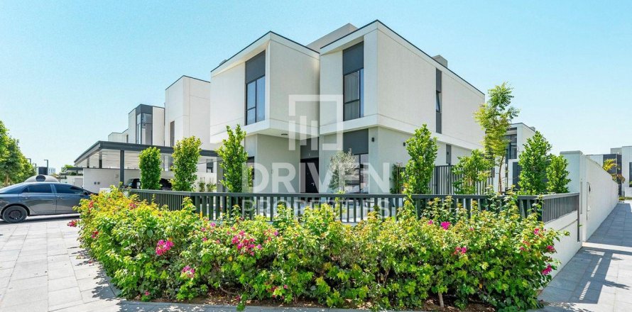 4 غرف نوم فيلا في Murooj Al Furjan, الإمارات العربية المتحدة رقم 138516