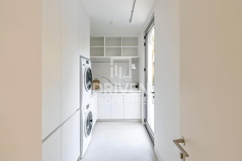 Villa de 5 dormitorios en Jumeirah Islands, UAE No. 137773 11