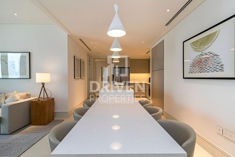 Квартира с 2 спальнями в Даунтаун Дубай (Даунтаун Бурдж Дубай), ОАЭ №137775 18