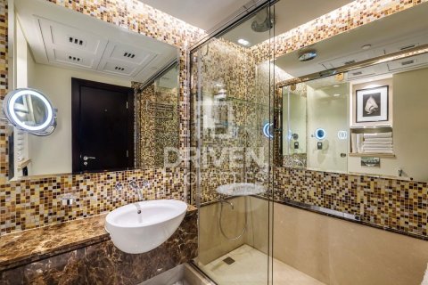 1 bedroom Apartment in Downtown Dubai (Downtown Burj Dubai), UAE No. 137771 3