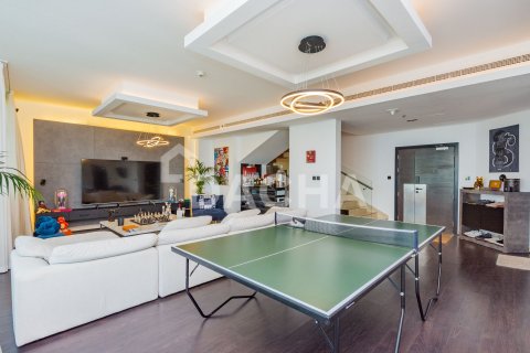 Квартира с 3 спальнями в The Torch, ОАЭ №155834 21