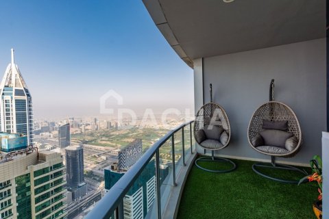 Квартира с 3 спальнями в The Torch, ОАЭ №155834 3