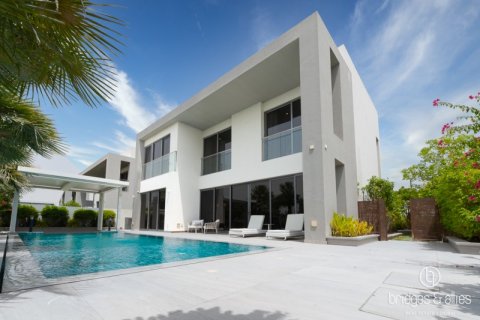 5 bedrooms Villa in Dubai Hills Estate, UAE No. 103556 4